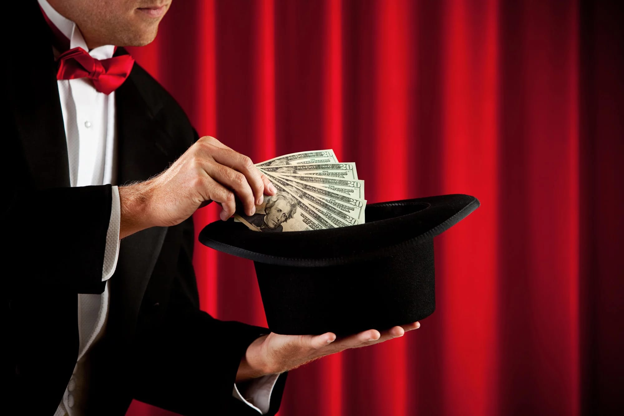 Affordable Magician for Company Party Events in Boston | Magician Peter